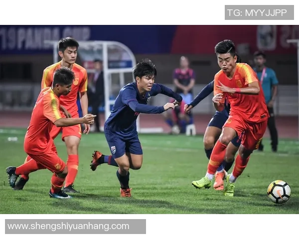 泰国与乌拉圭足球赛精彩直播全程回顾与分析