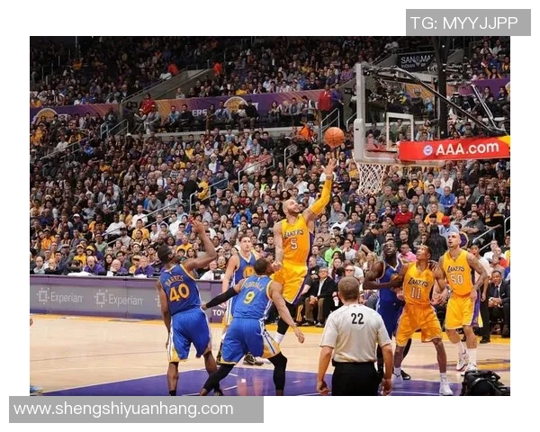 湖人勇士精彩对决回放全场高光时刻重温篮球盛宴 湖人勇士精彩对决回放全场高光时刻重温篮球盛宴